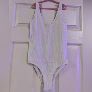 Zara White Ribbed Bodysuit